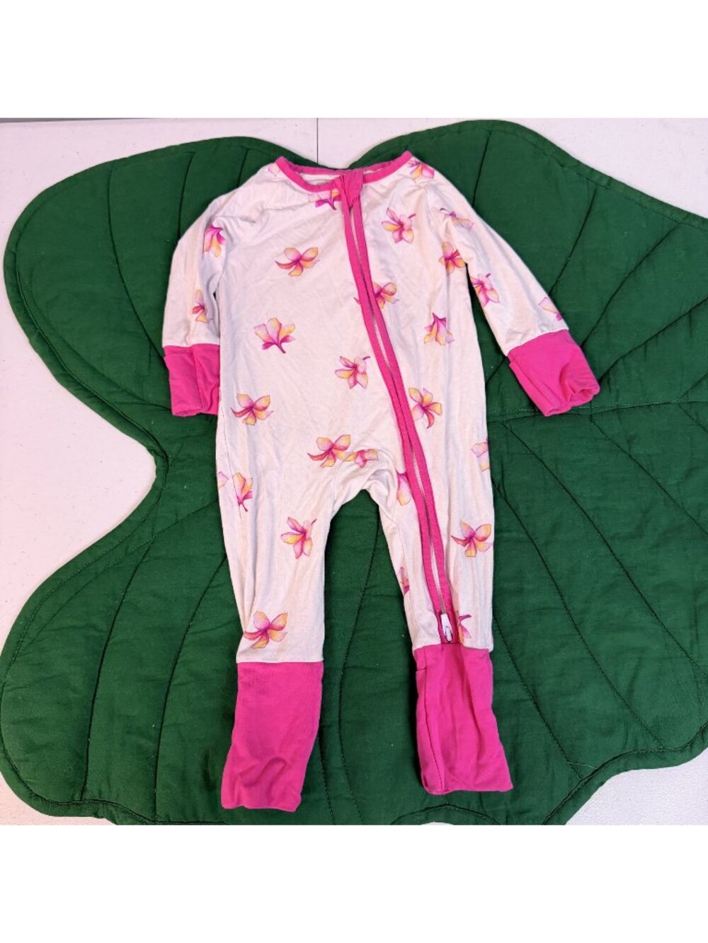 Coco Moon Hawaii Bamboo 3-6M White Pink Plumeria Convertible Zipper Coverall Paj